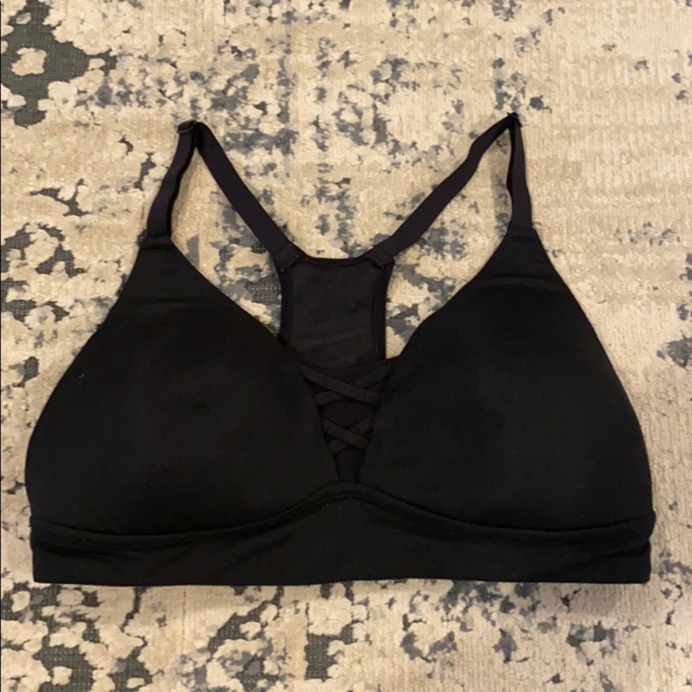 Zobha black sports bra